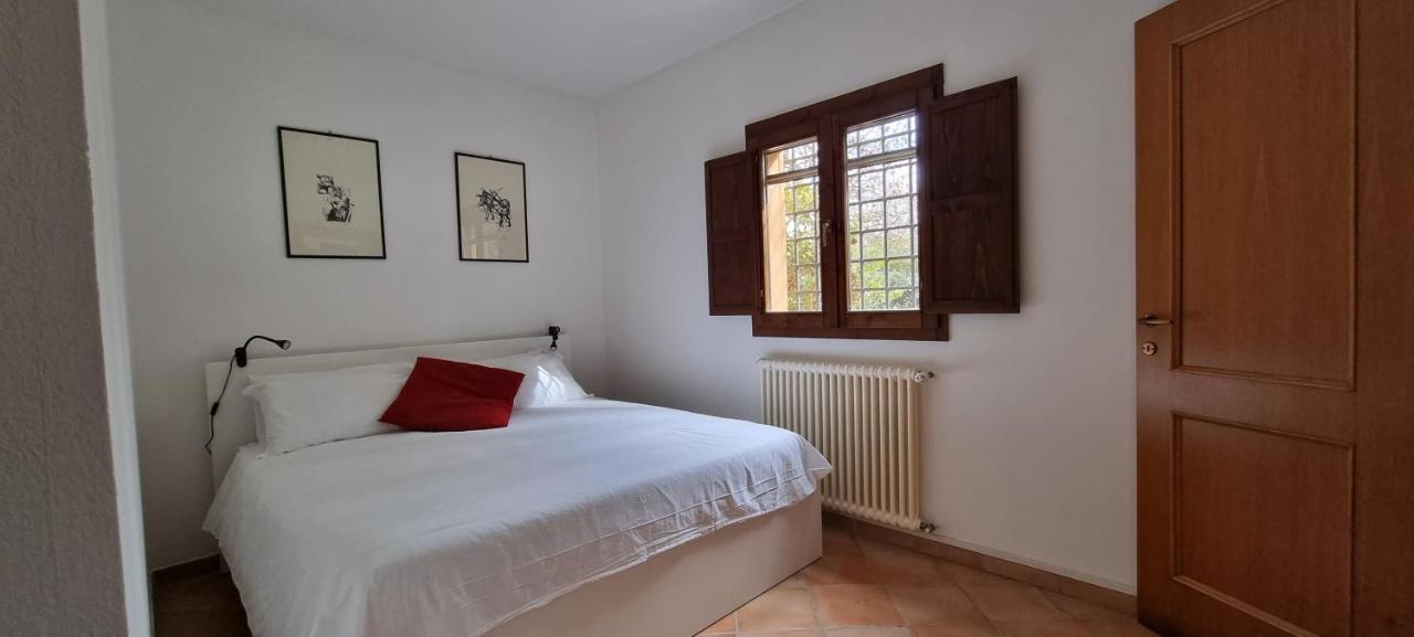 بولونيا Farolfi Apartments Villa Galliera المظهر الخارجي الصورة