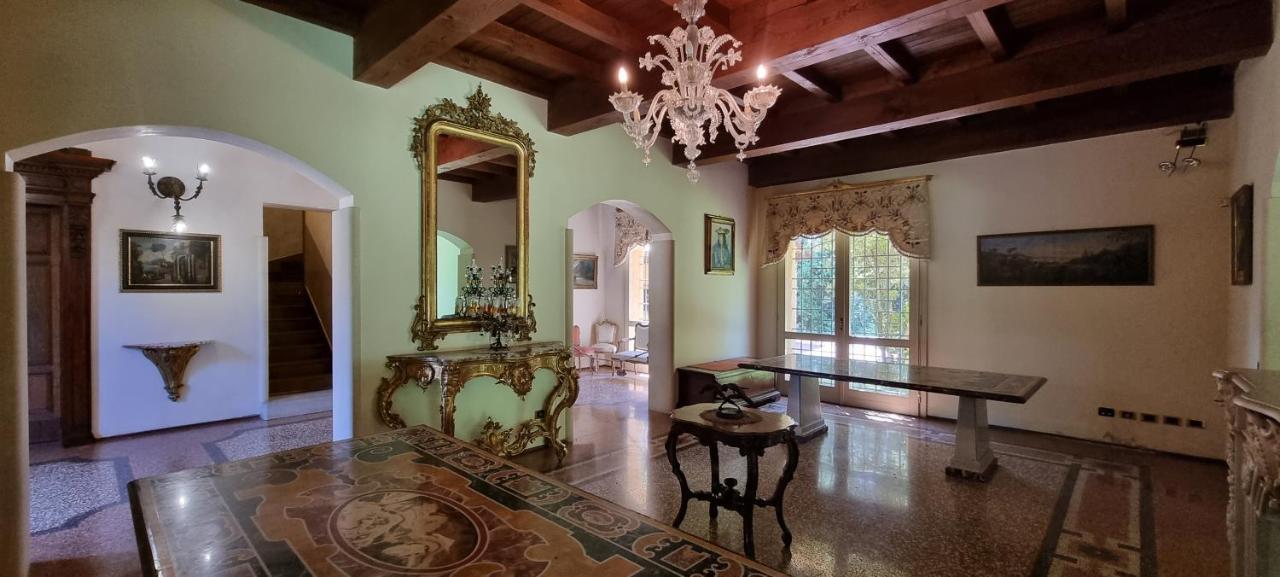 بولونيا Farolfi Apartments Villa Galliera المظهر الخارجي الصورة